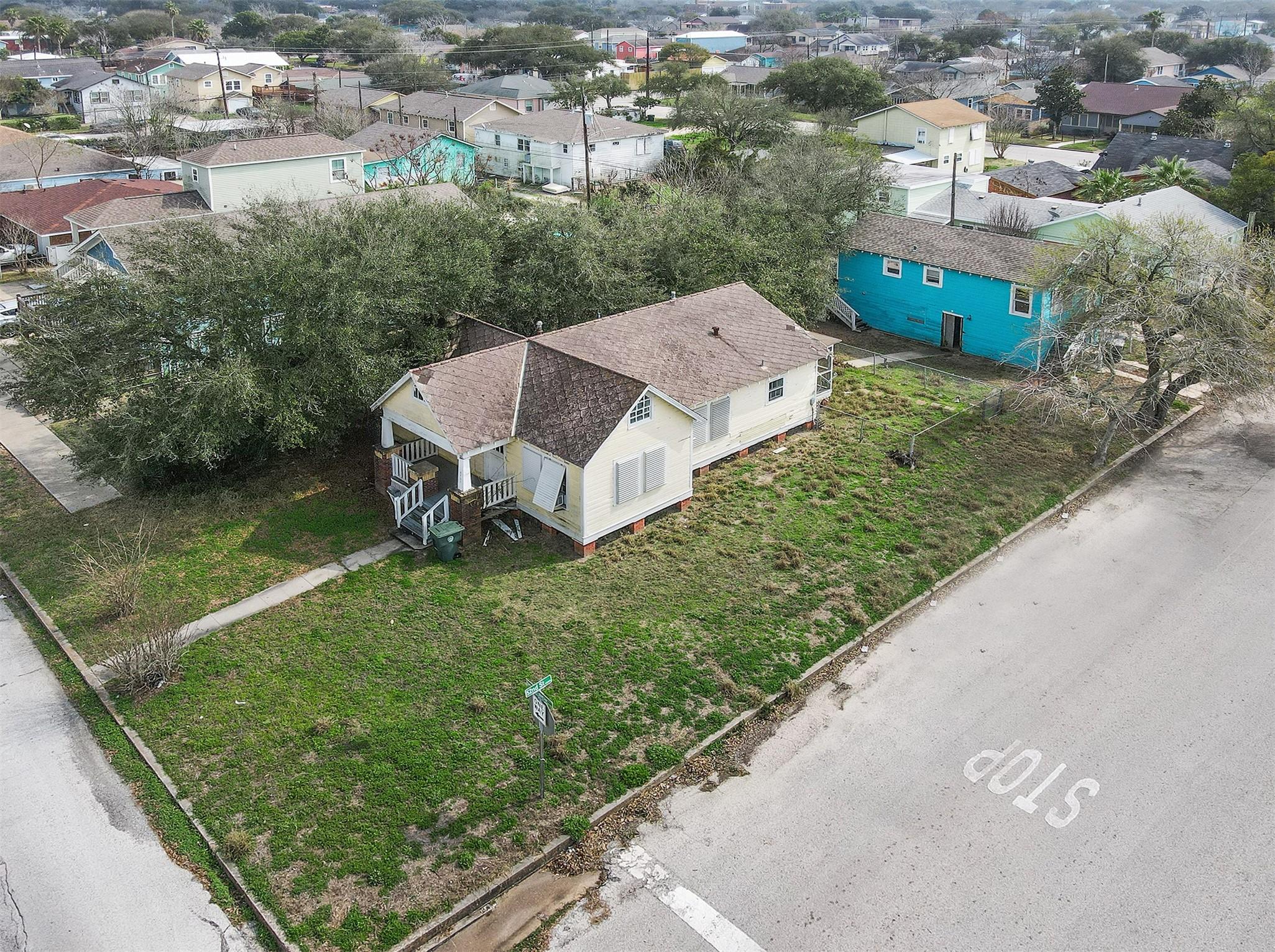 Image 1: Corner Lot, two homes