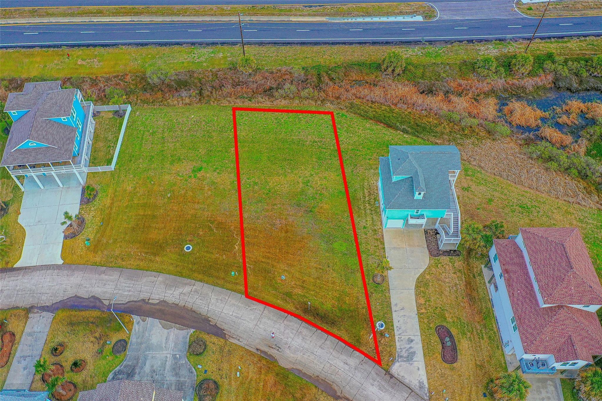Image 4: Lines are approximate, survey available.