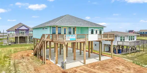 4415 Bluewater Highway