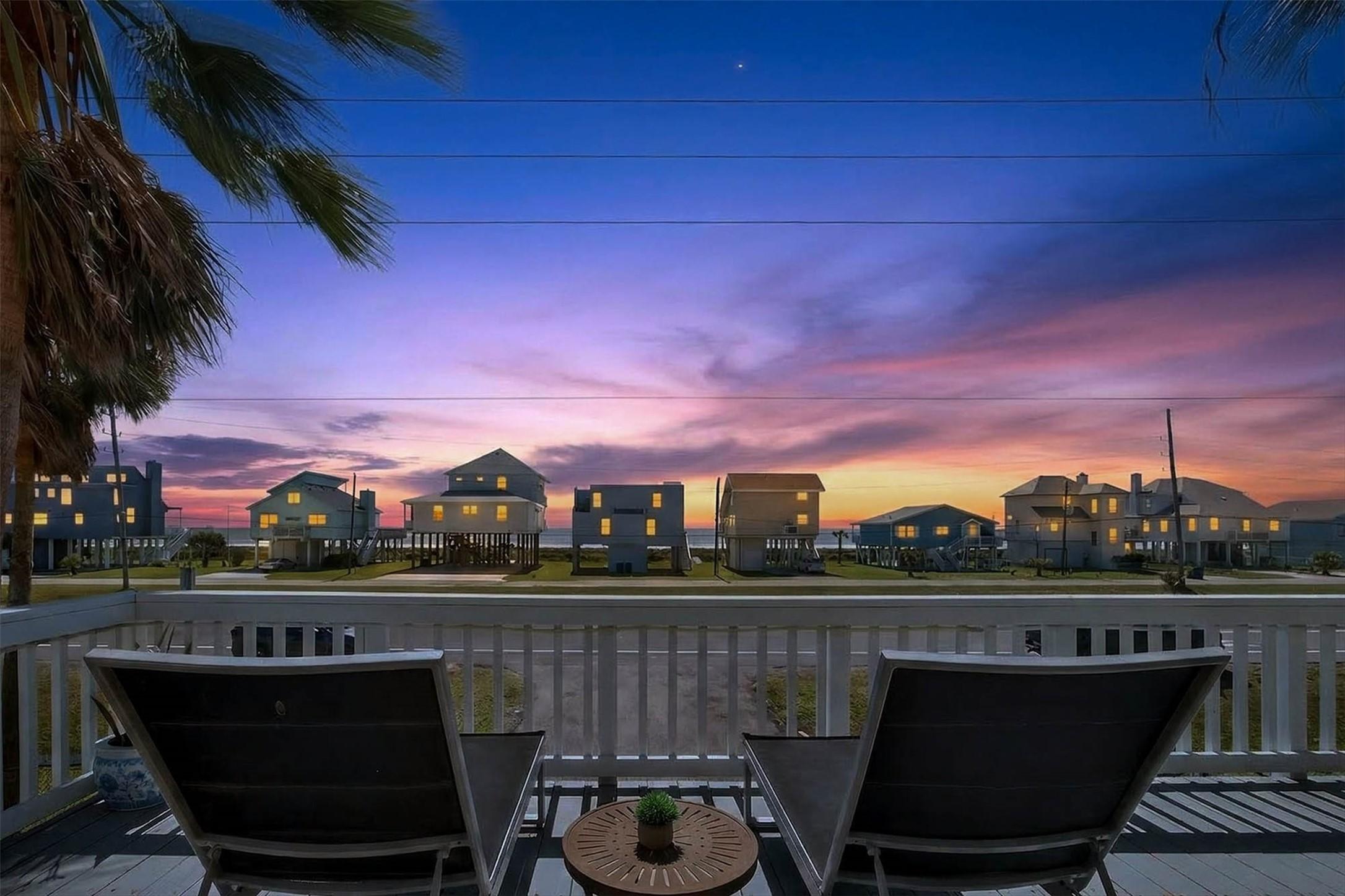 Image 2: Front Deck looking at the gulf! Great sunrise view