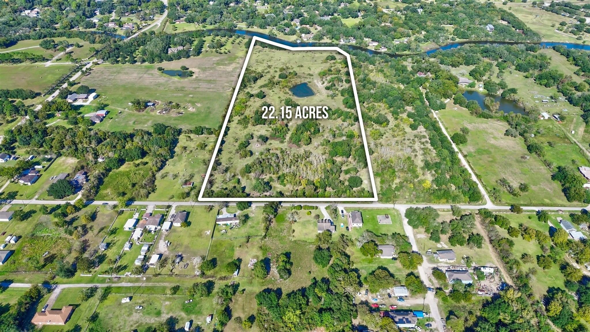 Image 2: 6100 Terrebonne - 22 Acres for Sale
