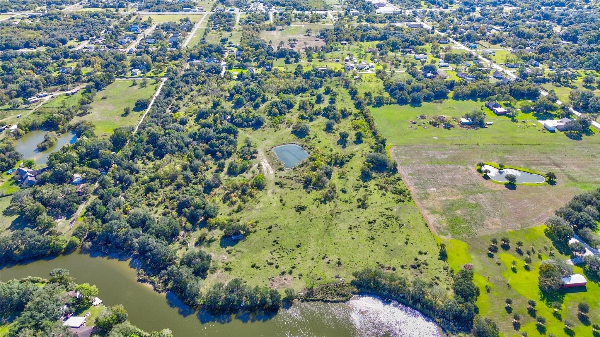 Image 4: 6100 Terrebonne - 22 Acres for Sale