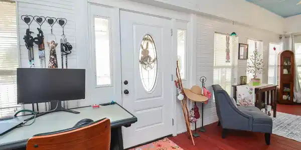Image 3