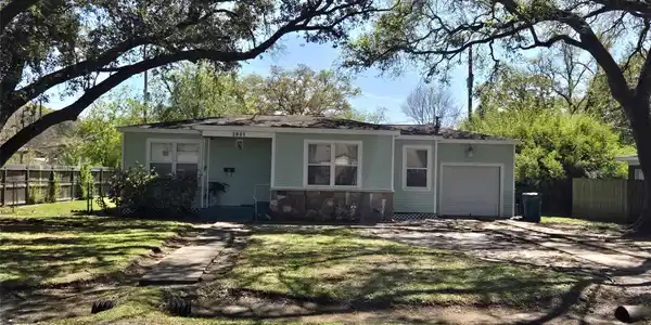 2901 N Houston Drive