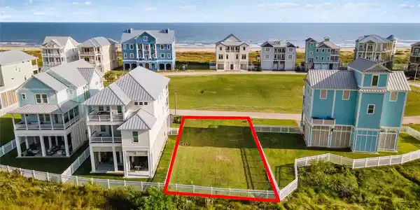 36 Grand Beach Boulevard