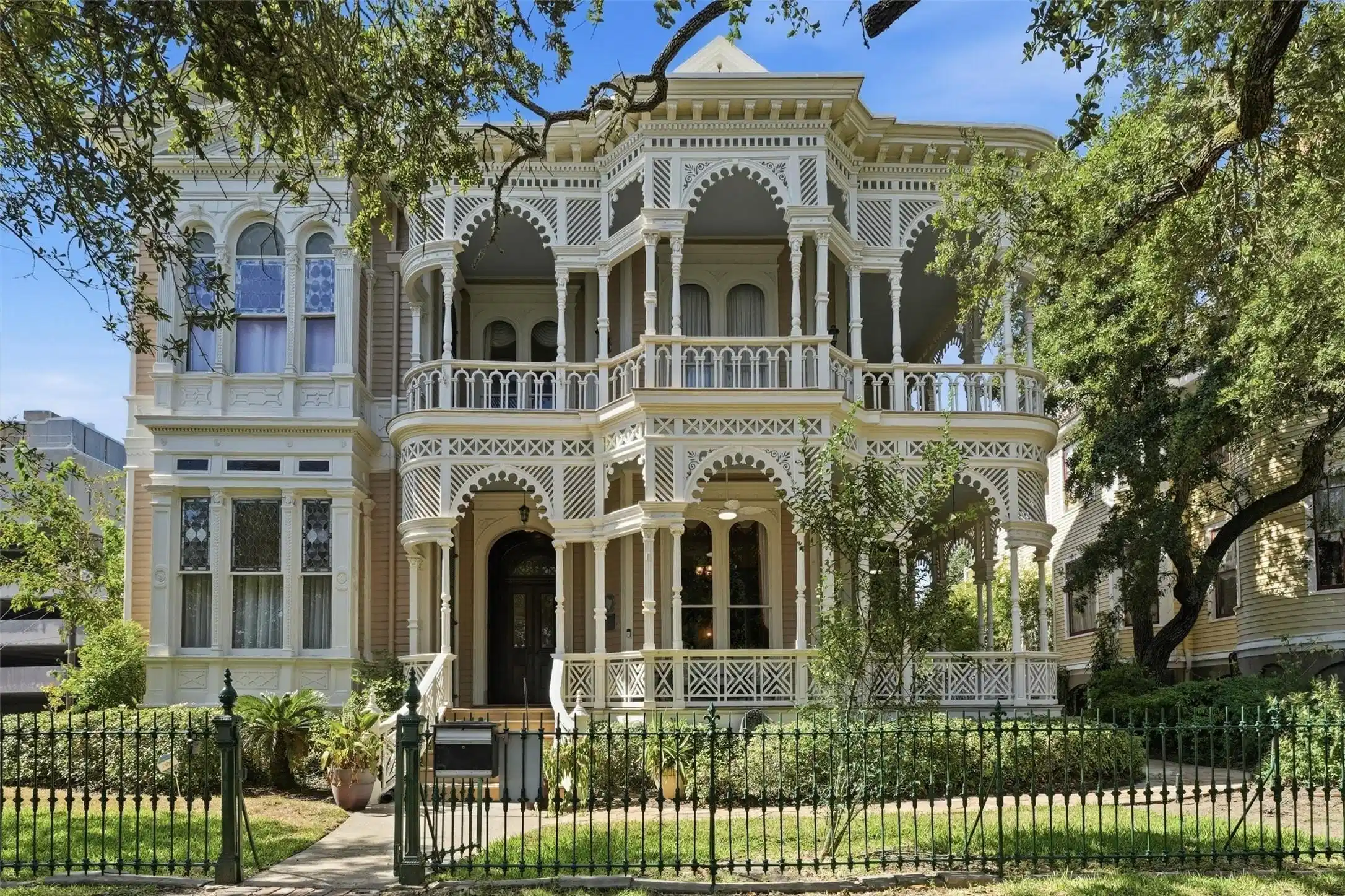 Image 1: Built in 1886&ndash;87 for prominent Galveston merchant