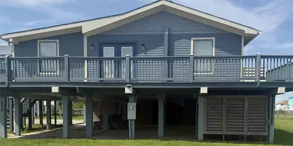 989 Alberdie Drive