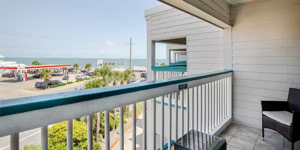 6102 Seawall Boulevard