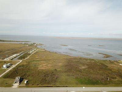 1743 Hwy 87