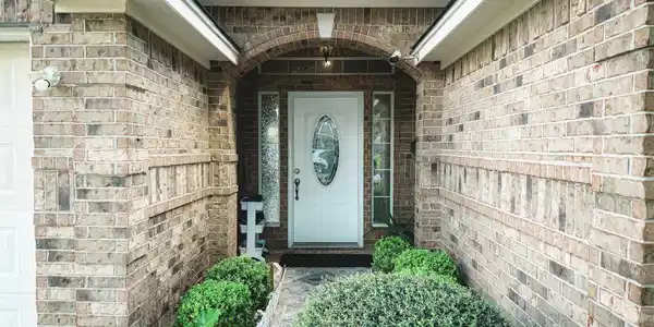 1102 N Shepherd Drive