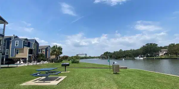18519 Egret Bay Boulevard