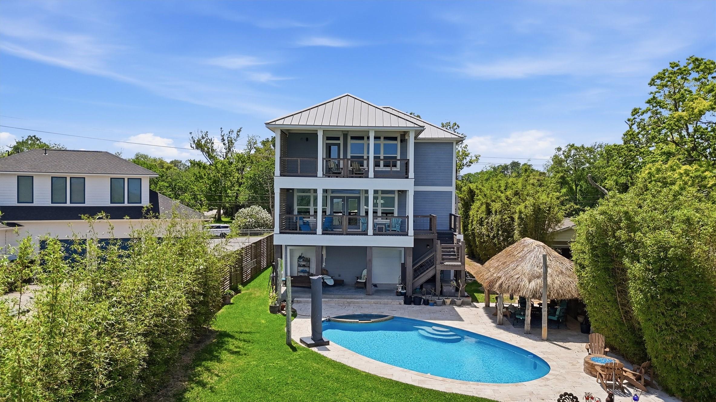 Image 2: 2018 new build on Galveston bay