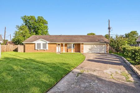 4502 Sage Circle