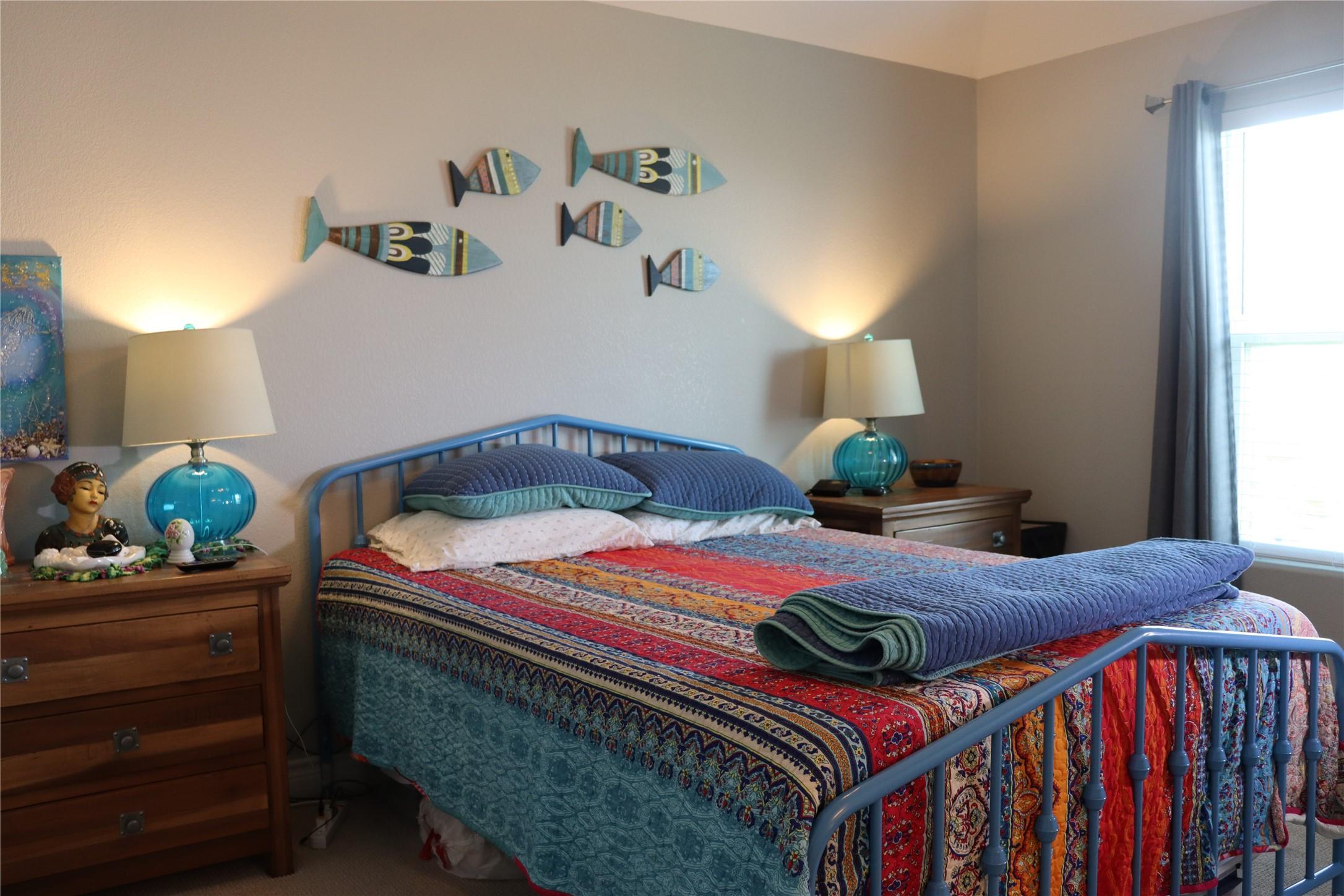 Image 4: Primary bedroom