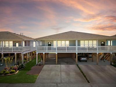 1719 El Mar Lane