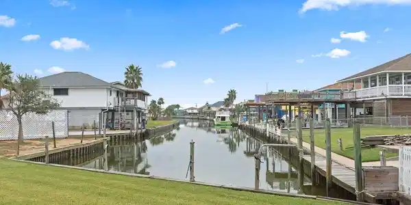 1503 Blue Water Drive