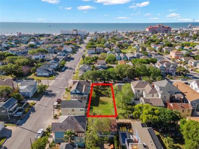 1806 Avenue M 1/2