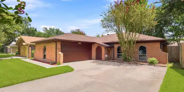 730 Seacliff Drive