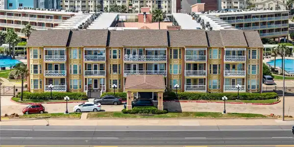 6300 Seawall Boulevard