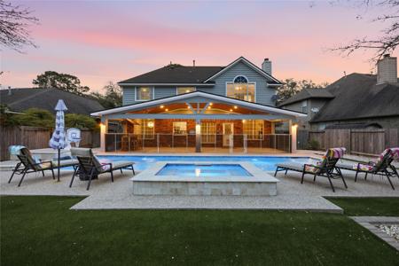 1513 Mija Lane
