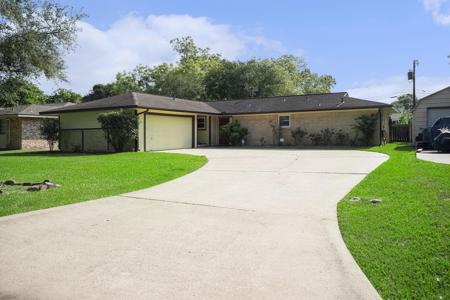 2231 Oboe Trail