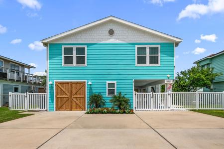 3811 Brewster Key Drive