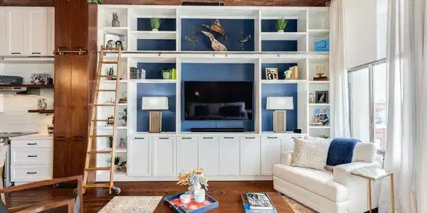 Image 2: Custom wall bookcase, floor to ceiling