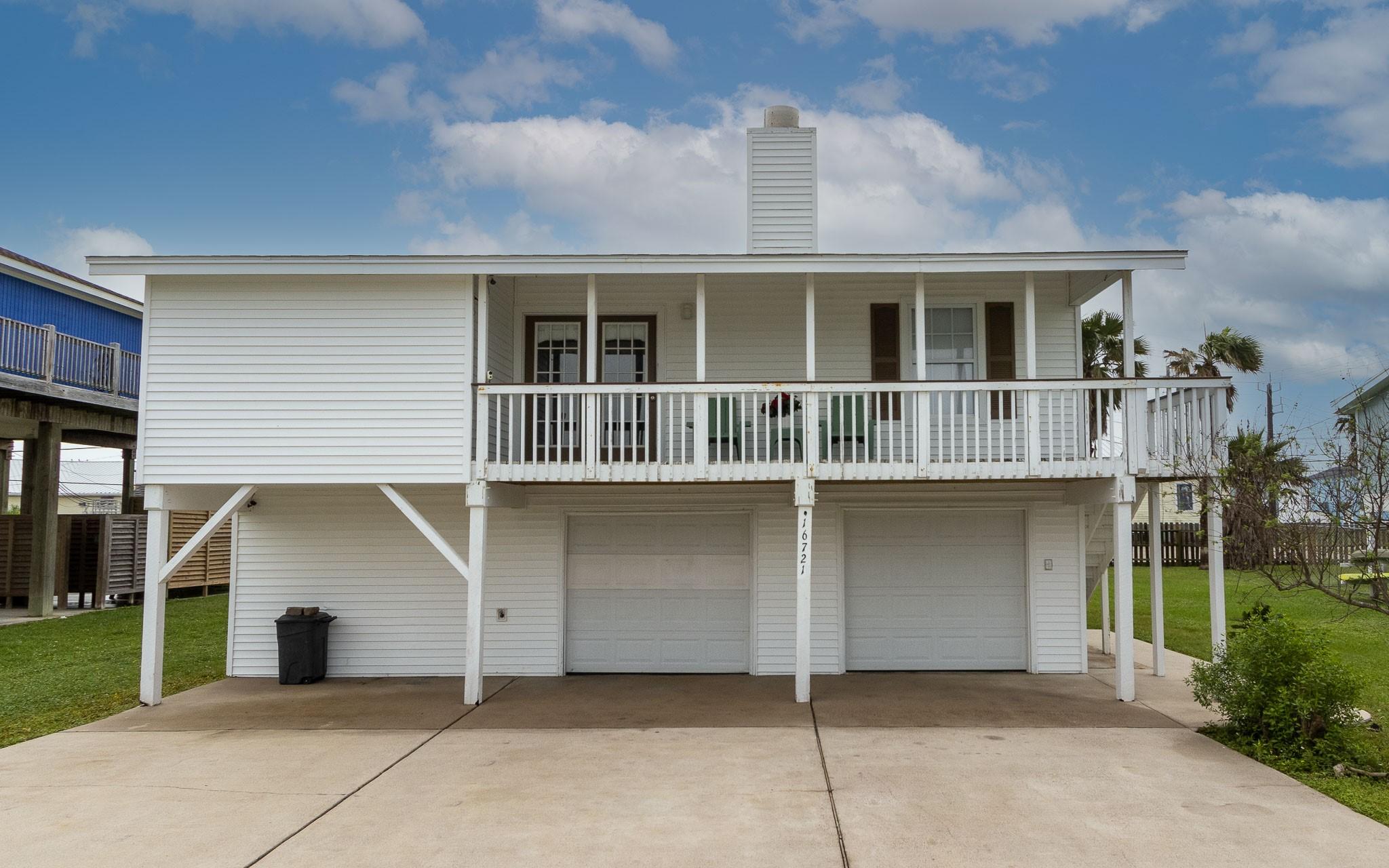 Image 1: Front view of property 16721 Edward Teach