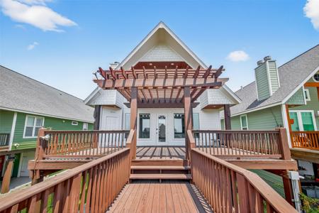 225 S Front Street