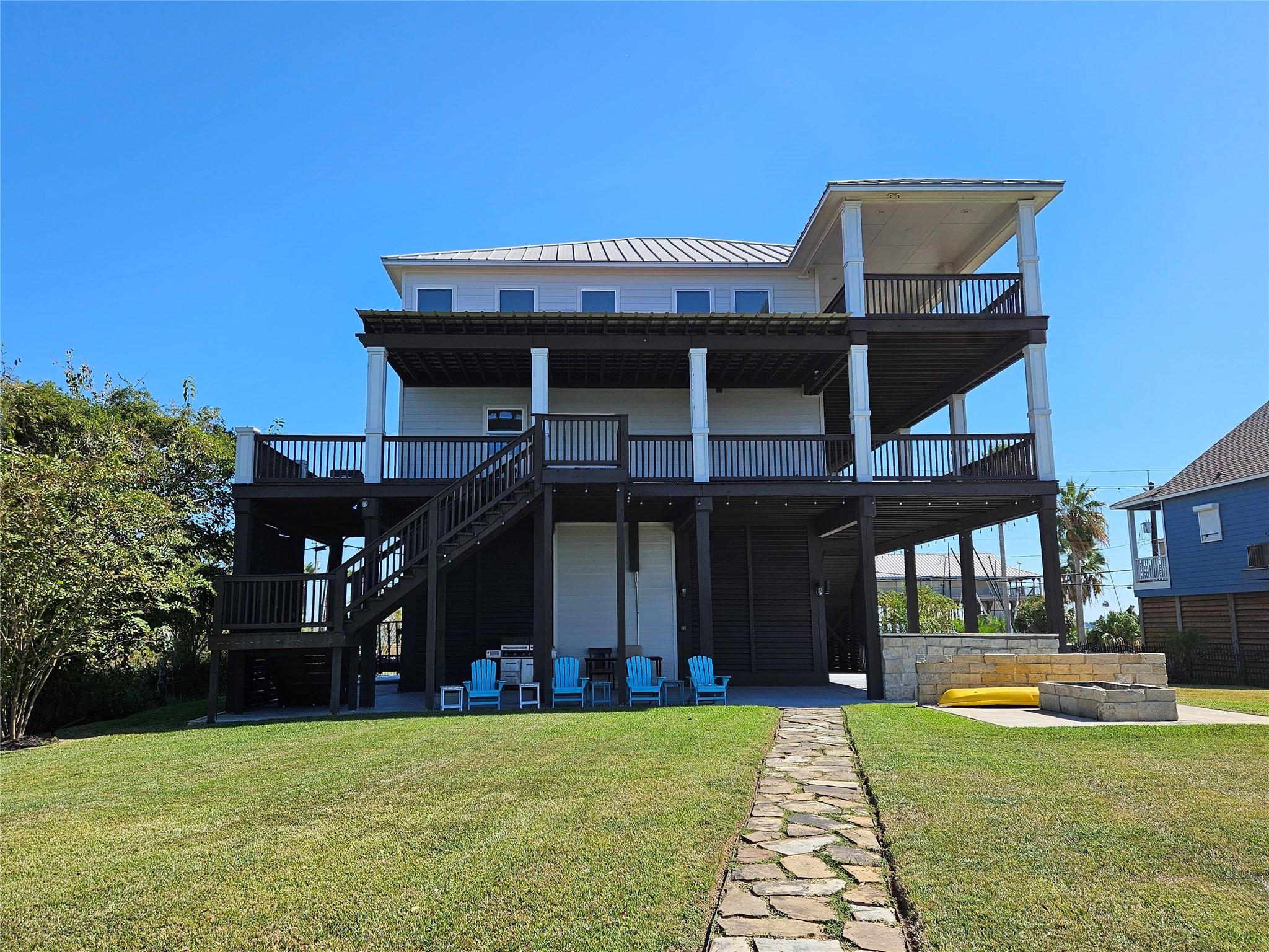 Image 4: Wrap around Porches on all levels