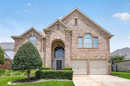 2419 Bay Hill Drive