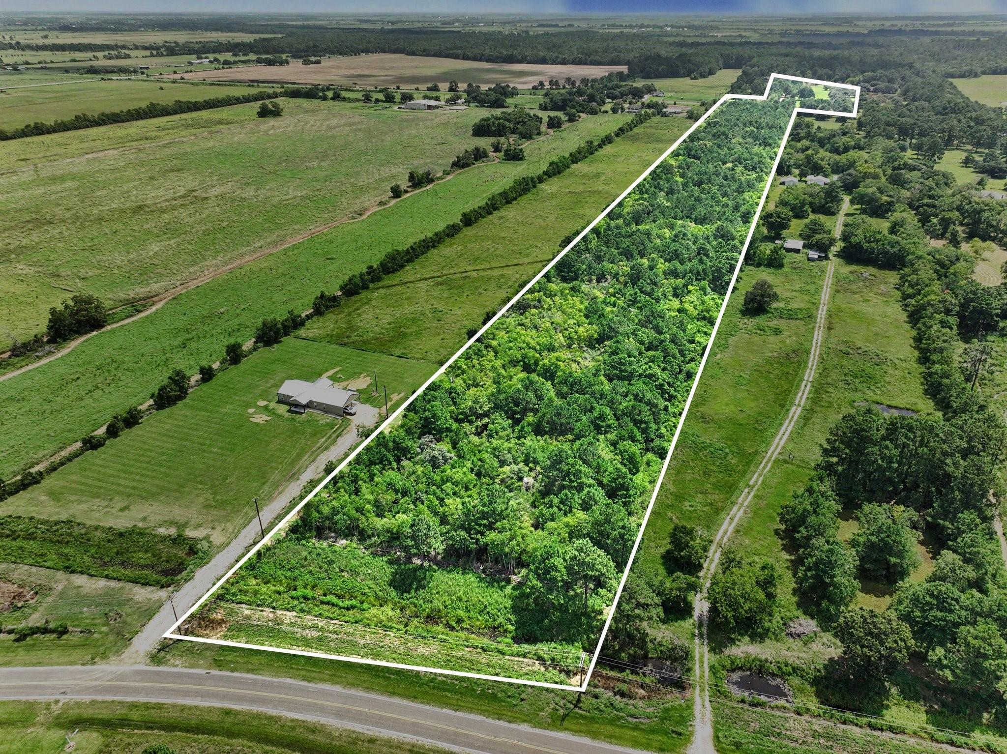Image 3: Land goes all the way through to FM 563