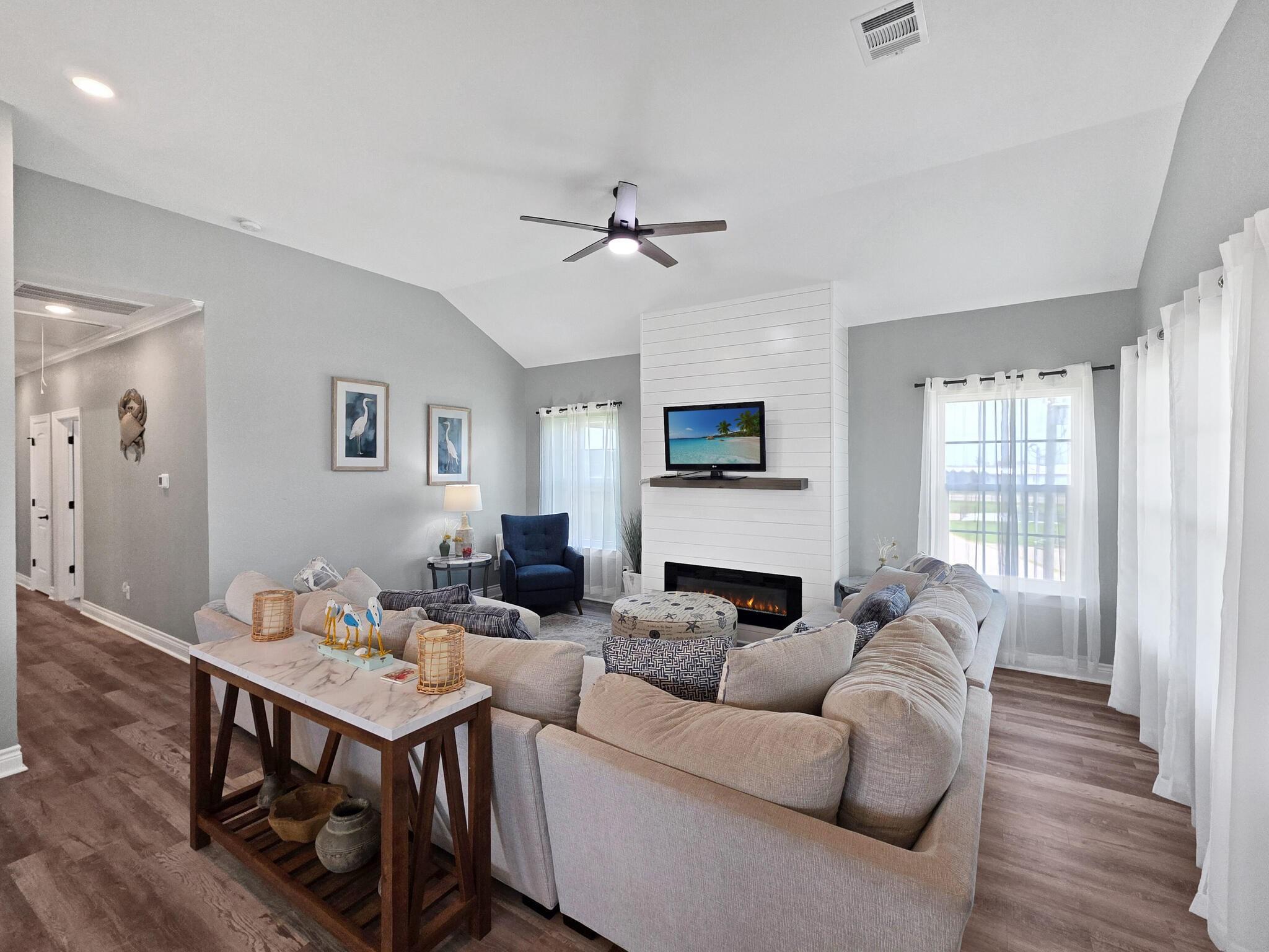 Image 3: Cozy coastal nights start right here!