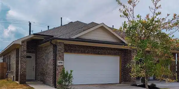 1372 Mixander Way