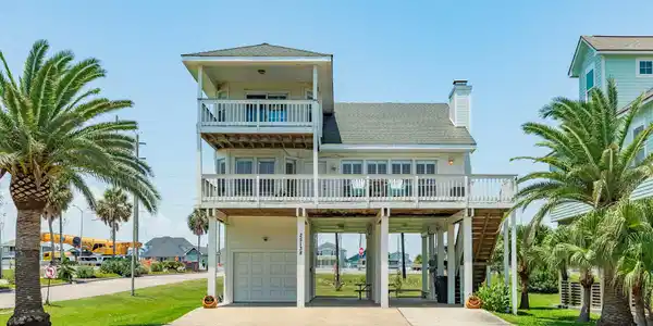 25138 Intrepid Lane
