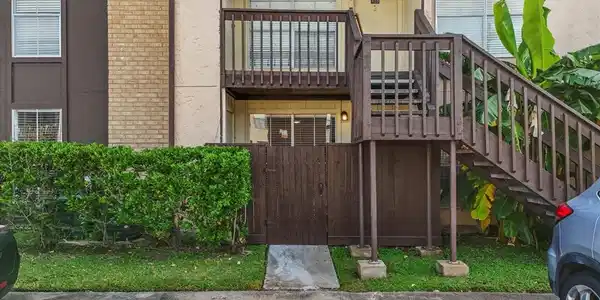 1500 Bay Area