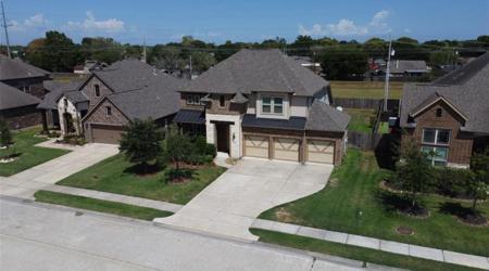 1327 Graham Trace Lane