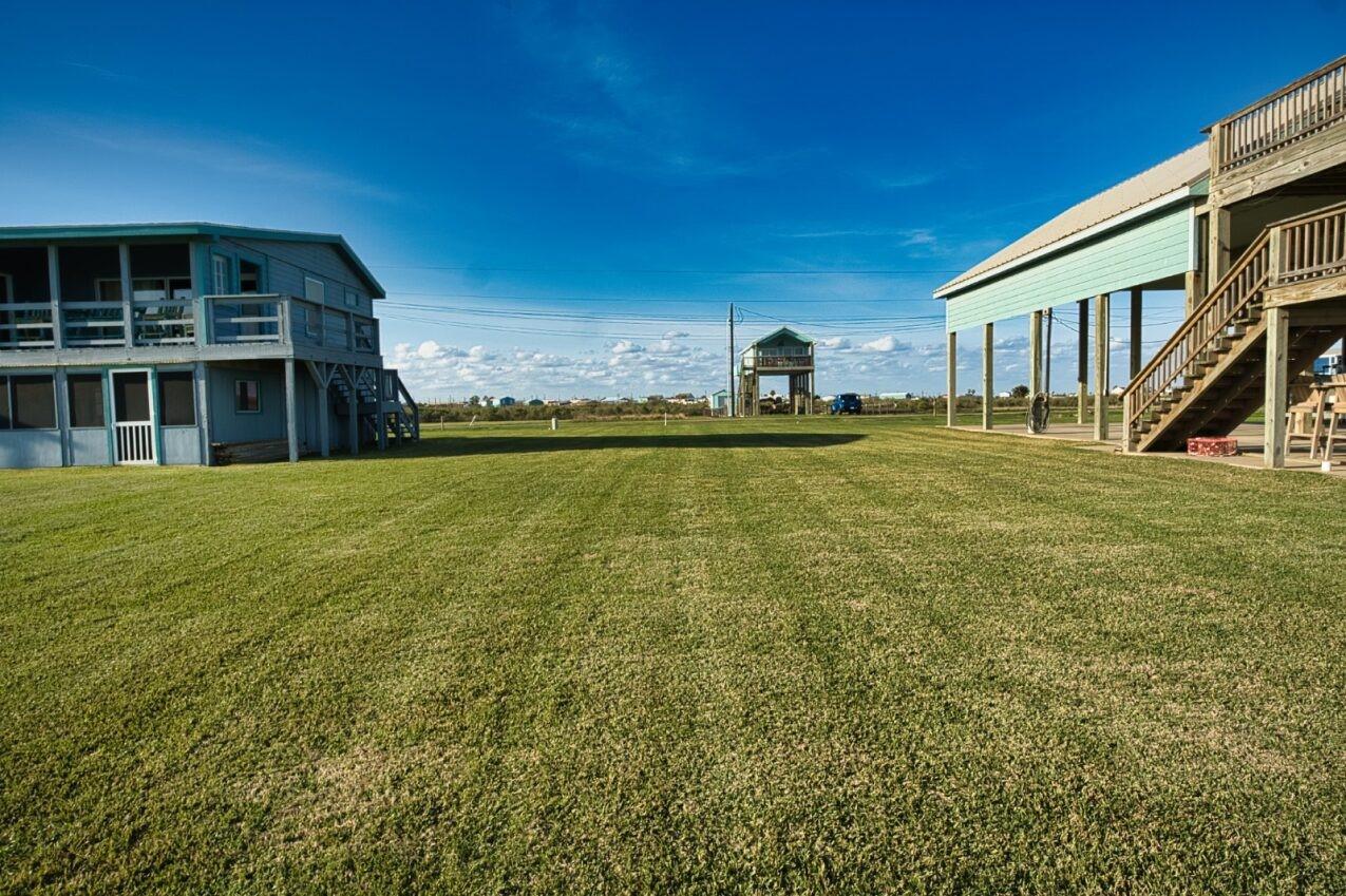 Image 2: Waterfront lot