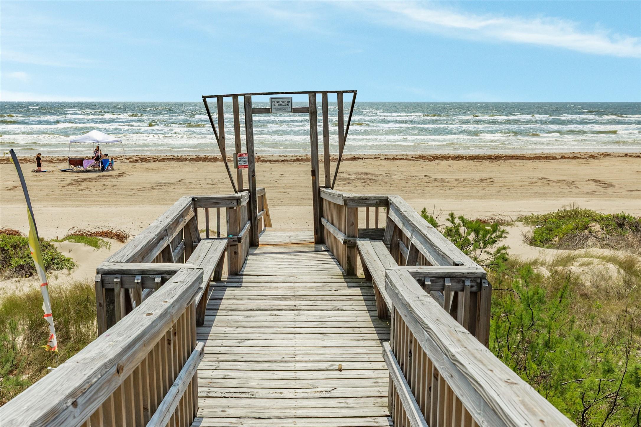 Image 4: Dedicated boardwalk provides convenient, direct ac