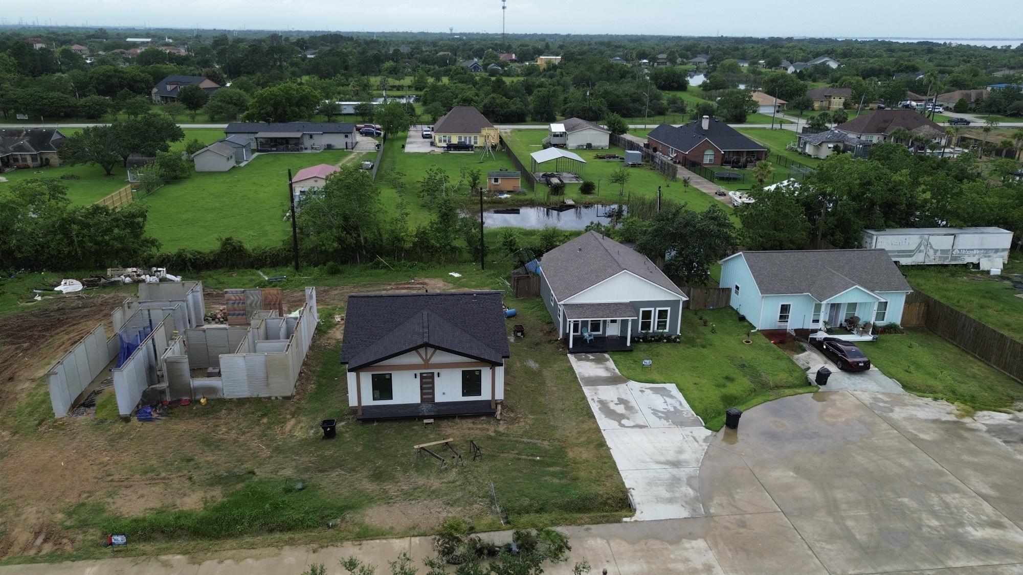 Image 3: Aerial view of Gulf Shore Estates on Jenni Lane