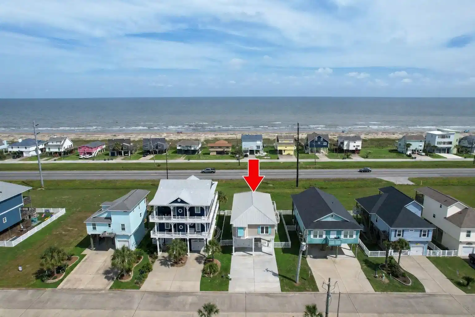Image 1: Aerial: Gulf Visible, Minutes from the Beach