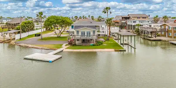 1 Highland Drive