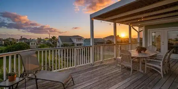 Image 2: Priceless sunsets almost nightly over the homes ac