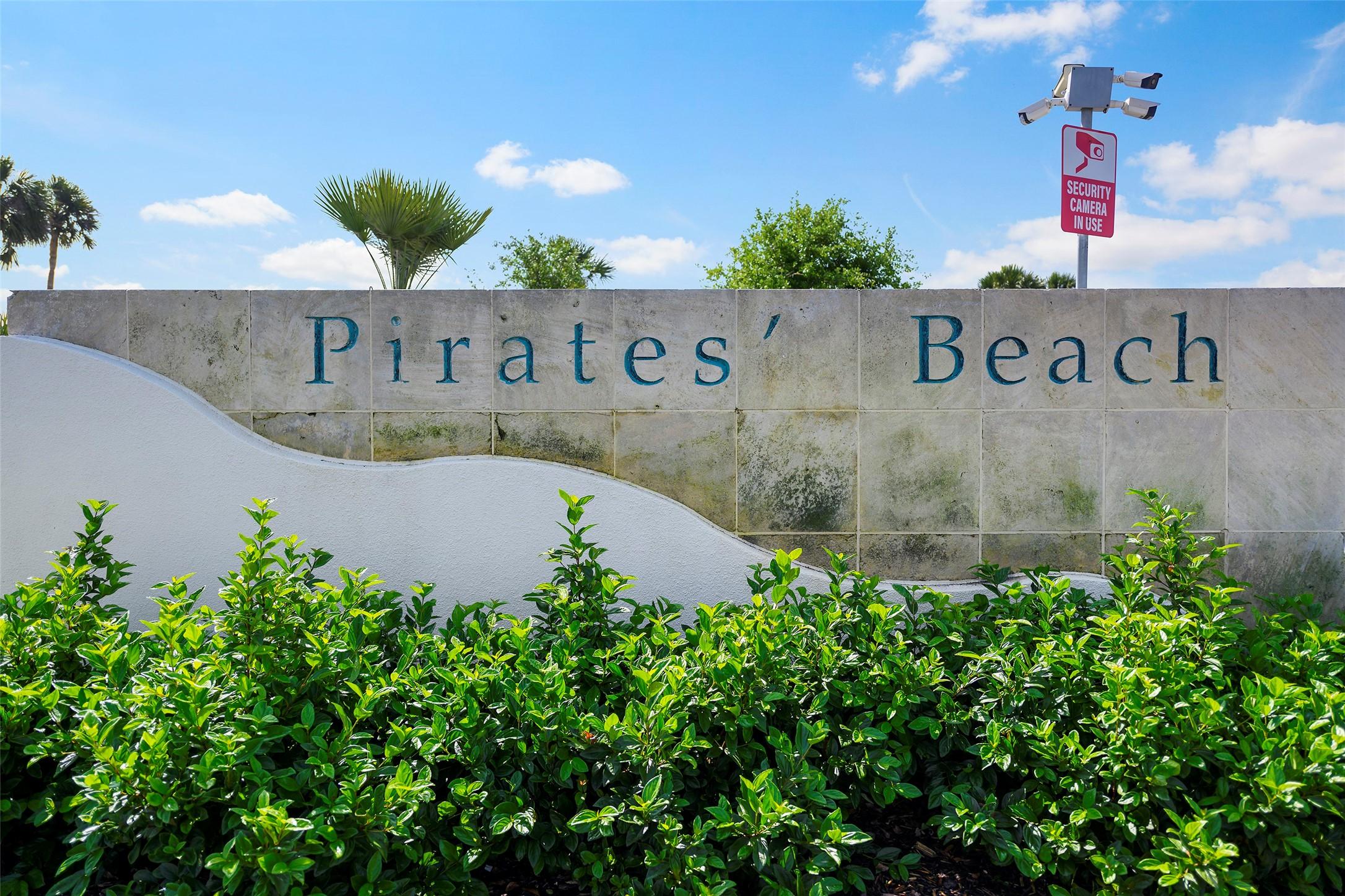 Image 4: Desirable Pirates Beach!
