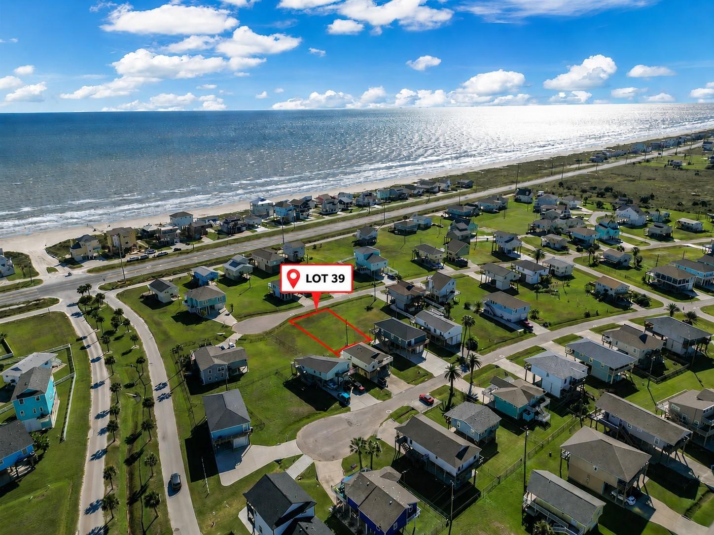 Image 4: Imagine the potential for stunning views!