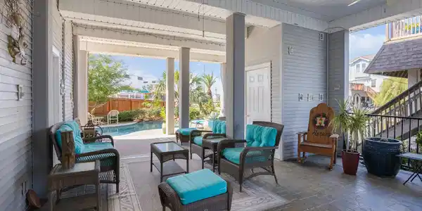Image 4: Large covered Entertaining area.  This home was bu