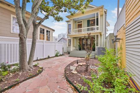 611 Church Street