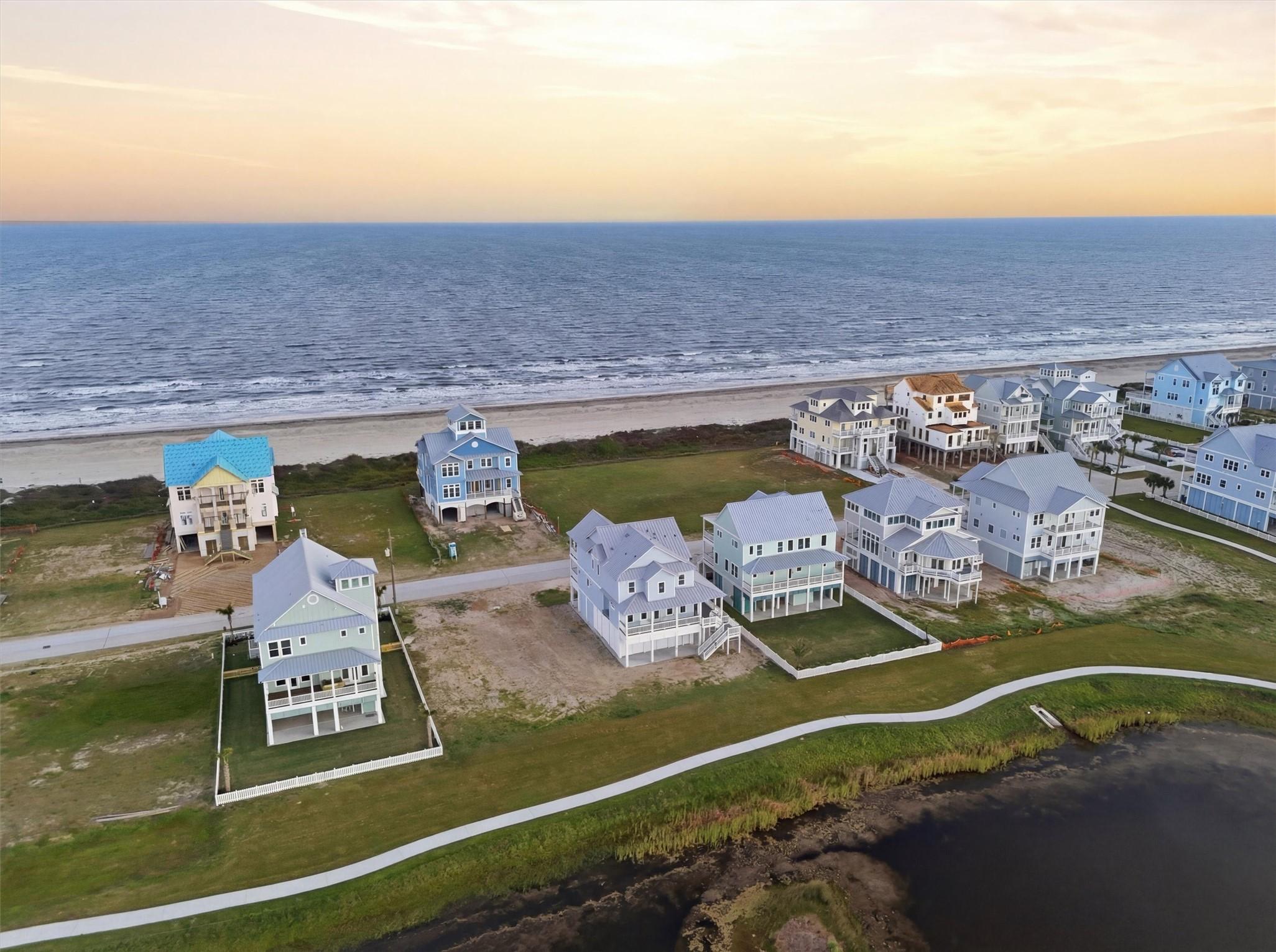 Image 3: *this photo is of 11350 Beachside Drive that the s