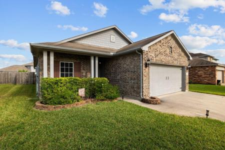 2804 Ruby Drive