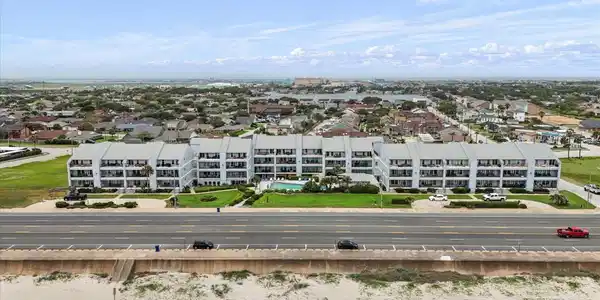 7600 Seawall Boulevard